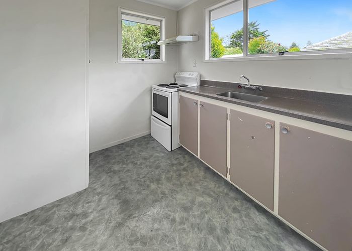  at 28 Serwayne Place, Sunnyvale, Waitakere City, Auckland