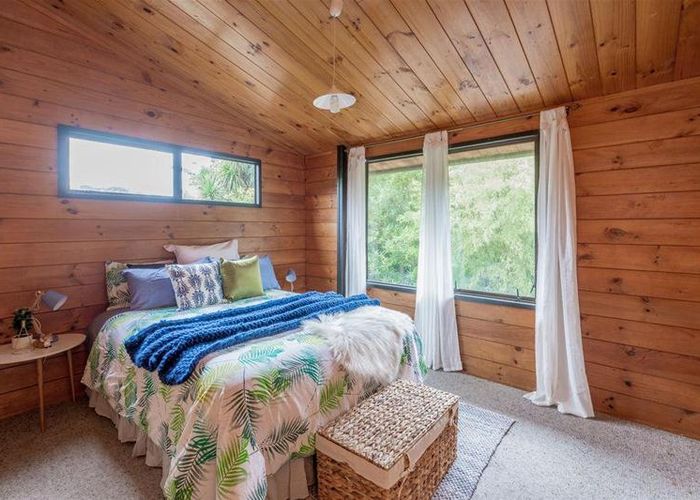  at 14 Toroa Road, Otaihanga, Paraparaumu
