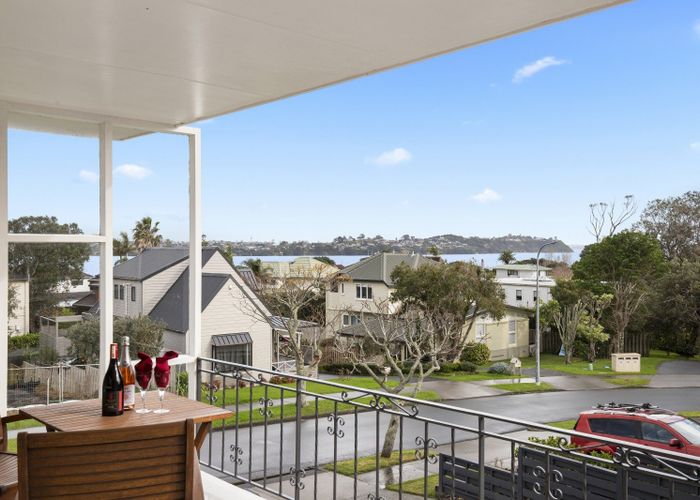  at 3 Camwell Close, Bucklands Beach, Manukau City, Auckland