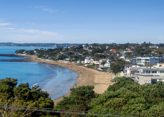  at 20 Beach Road, Milford, North Shore City, Auckland