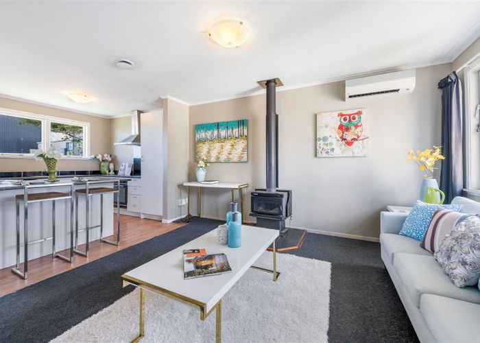  at 3/3 Buscomb Avenue, Henderson, Auckland