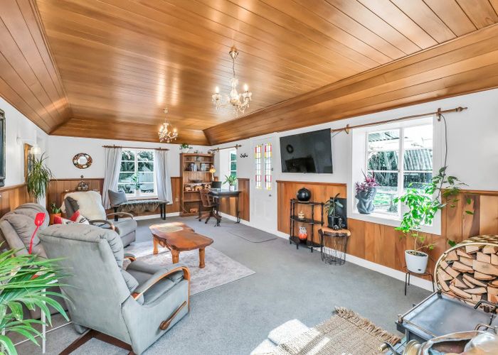  at 112 Rossiters Road, Loburn, Rangiora