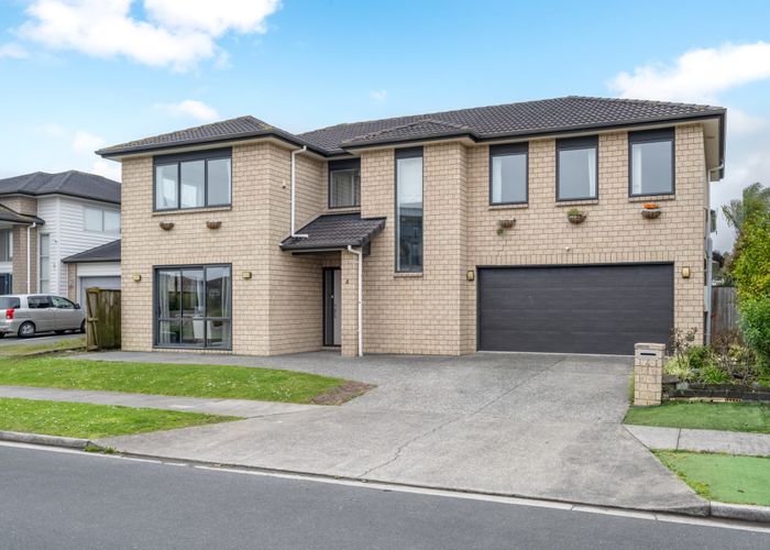  at 4 Helianthus Avenue, Flat Bush, Manukau City, Auckland