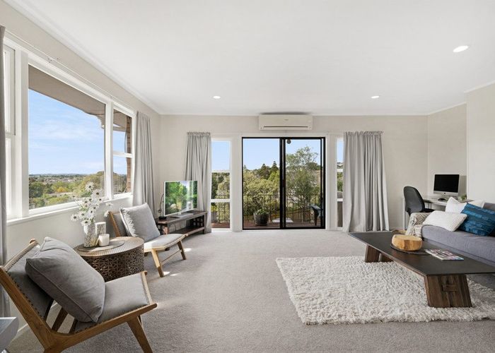  at 16B Hubert Henderson Place, Remuera, Auckland