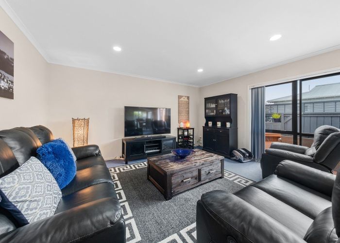  at 2/213 Coronation Avenue, Welbourn, New Plymouth