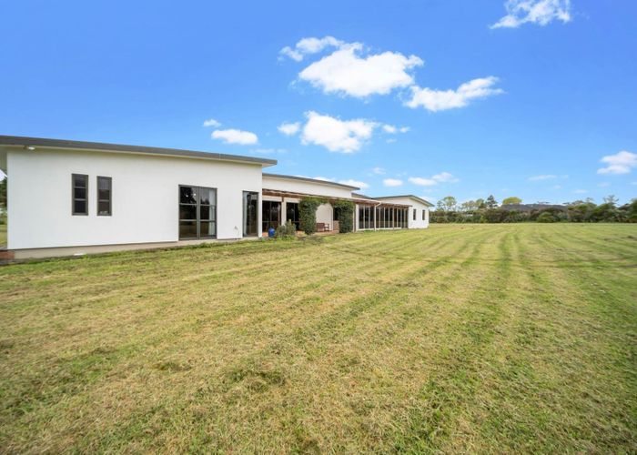 at 6-10 Holdens Road, Henderson, Waitakere City, Auckland