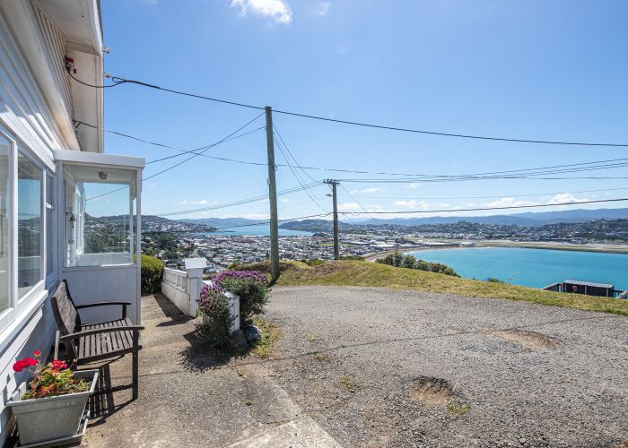  at 16 View Road, Houghton Bay, Wellington