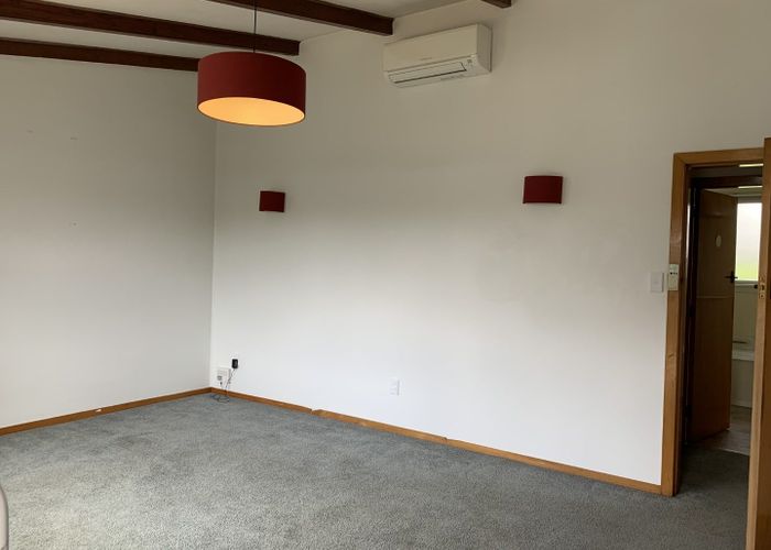  at 2/207 Colombo Street, Sydenham, Christchurch City, Canterbury