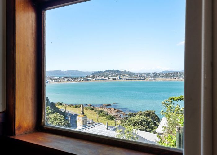  at 9 Hungerford Road, Lyall Bay, Wellington, Wellington