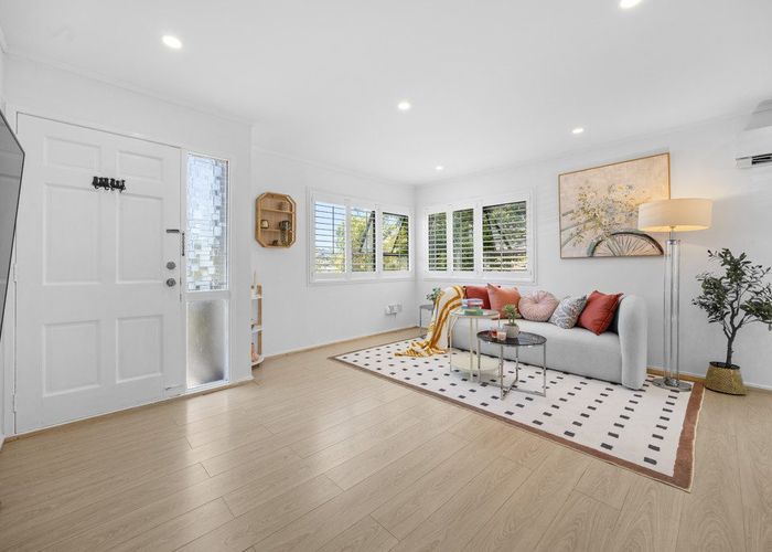  at 53 Robbies Road, Shelly Park, Manukau City, Auckland