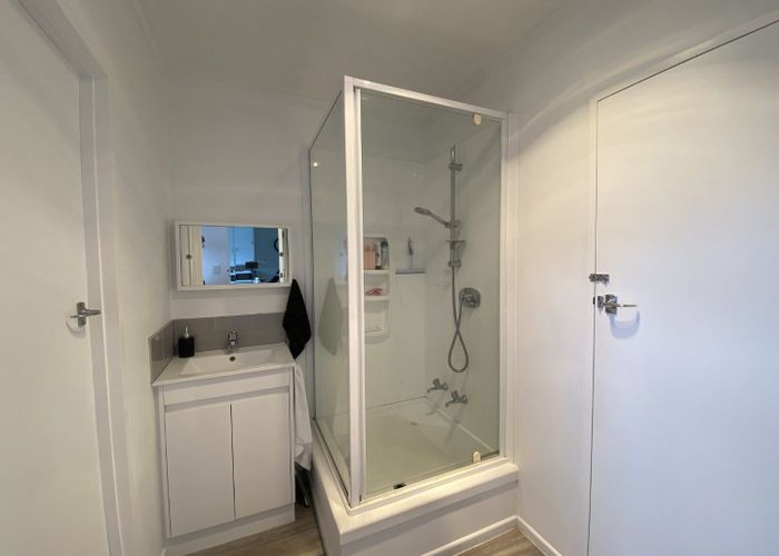  at 2/56 East Street, Papakura, Papakura, Auckland