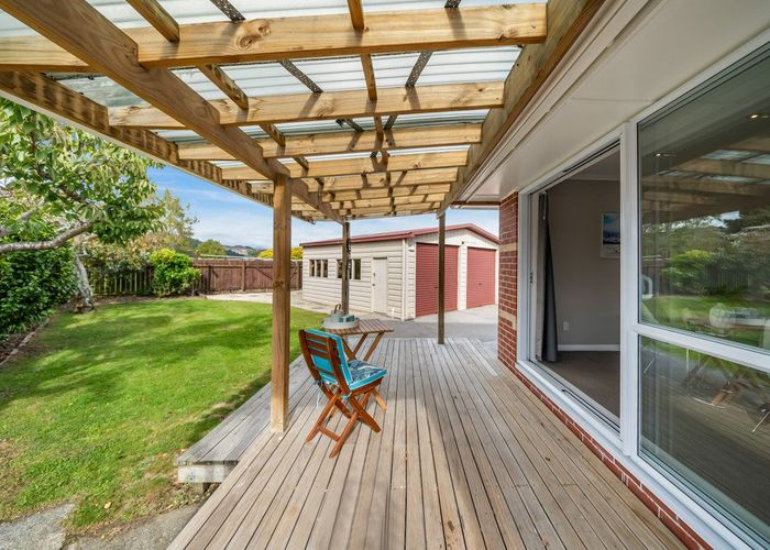  at 80 Fraser Crescent, Elderslea, Upper Hutt