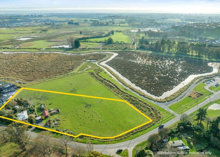  at 678 Cashmere Road - Sections, Halswell, Christchurch City, Canterbury