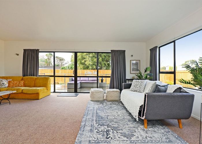  at 15 Gillies Crescent, Havelock North