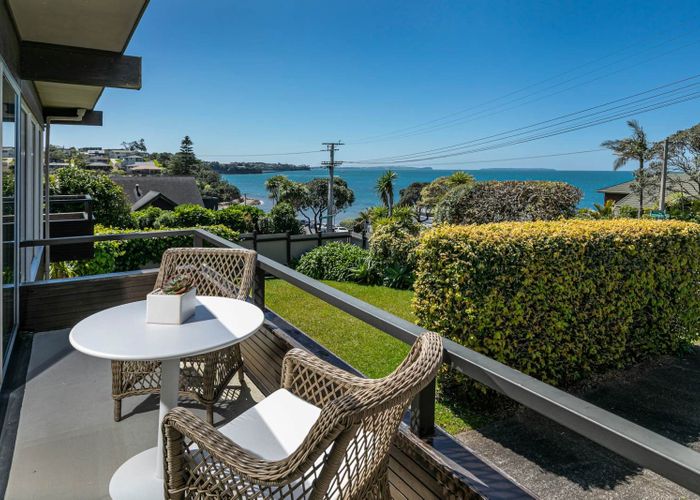  at 1/42 Rothesay Bay Road, Rothesay Bay, Auckland