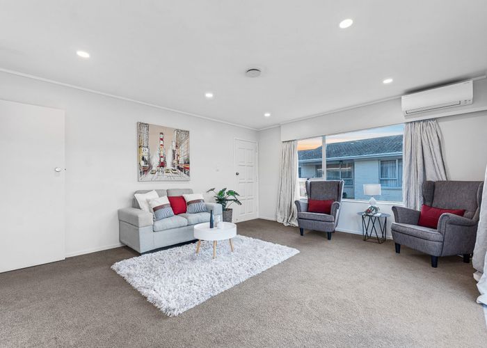  at 1/18 Waimai Avenue, Weymouth, Auckland