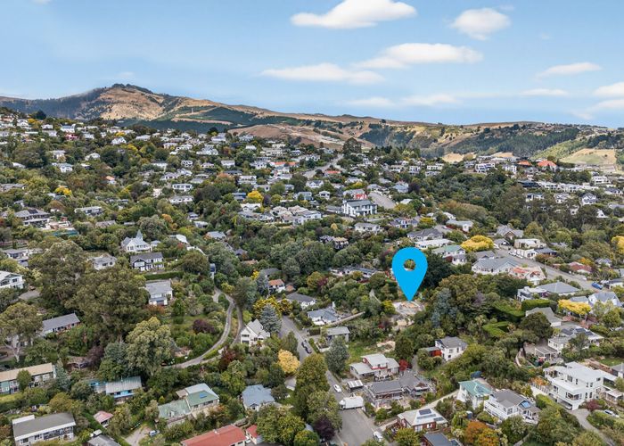  at 28 Valley Road, Cashmere, Christchurch City, Canterbury