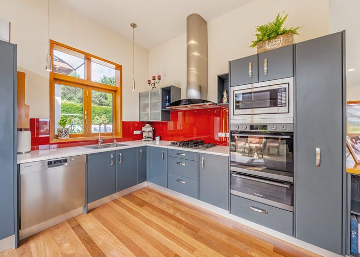  at 58 Mt Marua Way, Timberlea, Upper Hutt, Wellington