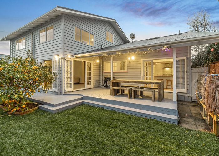  at 15 Fairholme Avenue, Epsom, Auckland