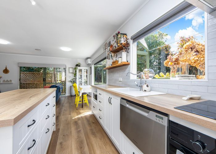  at 30a Kinross Street, Blockhouse Bay, Auckland City, Auckland