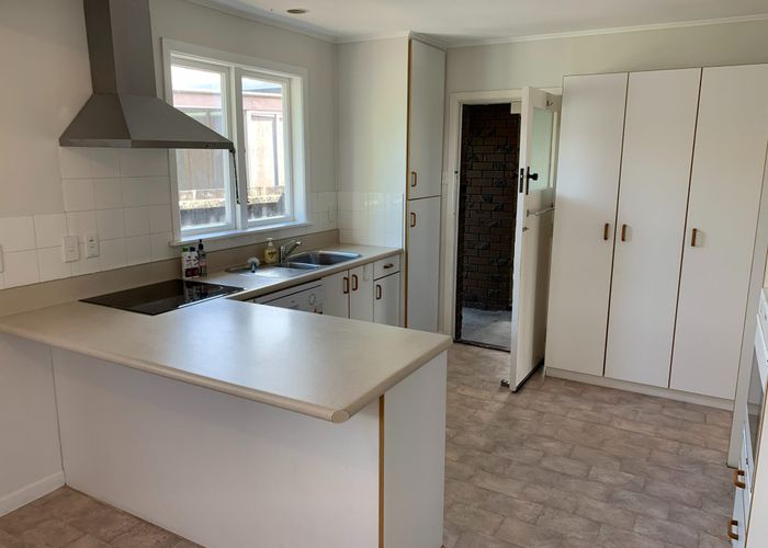  at 2 Peachgrove Road, Te Atatu Peninsula, Auckland