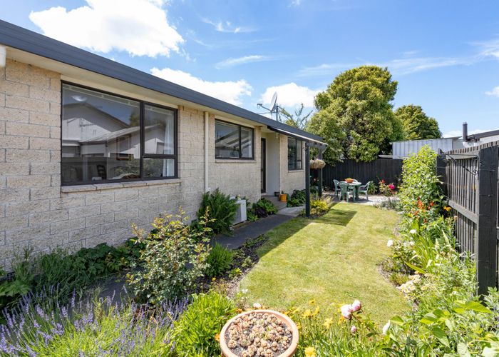  at 1/22 Moffett Street, Islington, Christchurch