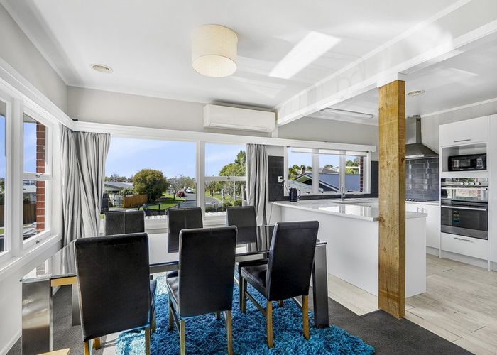  at 35 Hinton Avenue, Forest Lake, Hamilton, Waikato