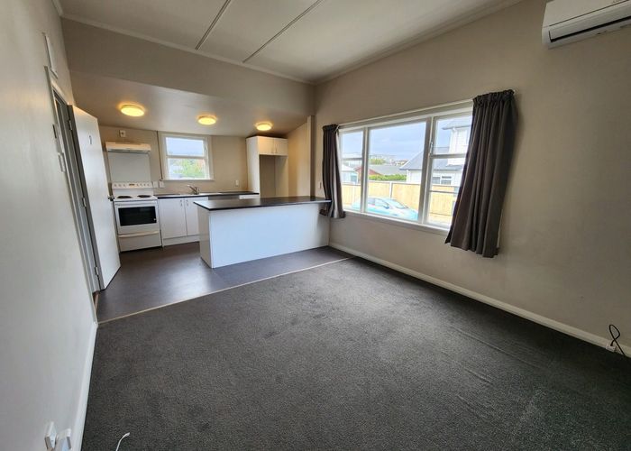  at 2/62 Nelson Street, Petone, Lower Hutt, Wellington