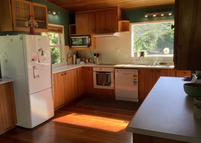  at 184 Park Road, Belmont, Lower Hutt