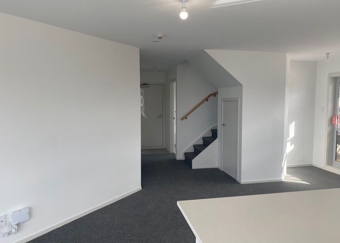  at 8/270 Onewa Road, Birkenhead, Auckland