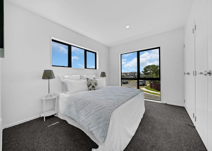  at Lot 1 - 4 / 107 Raglan Street, Mangere East, Manukau City, Auckland