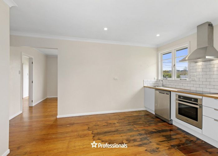  at 18 Titoki Road, Raumati Beach, Kapiti Coast, Wellington
