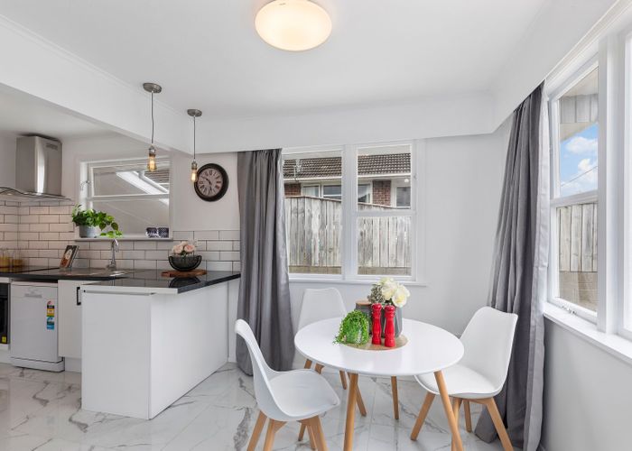  at 42 Kashmir Avenue, Clouston Park, Upper Hutt