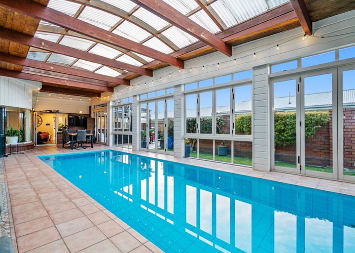  at 27 Beach Road, Pahurehure, Papakura, Auckland