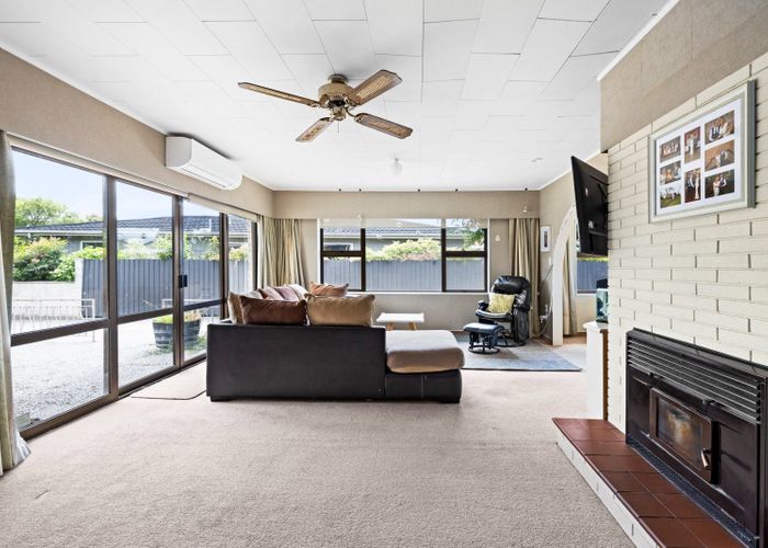  at 34 Hammond Road, Taradale, Napier
