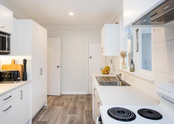  at 4 Seddon Street, Takaro, Palmerston North, Manawatu / Whanganui