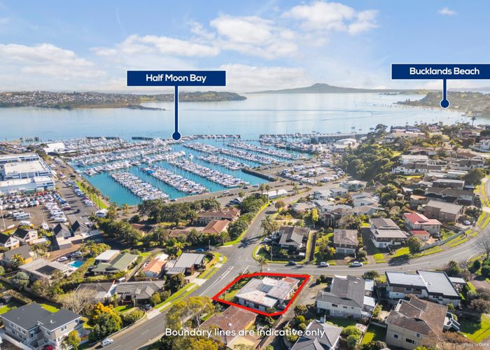  at 92 Takutai Avenue, Half Moon Bay, Auckland