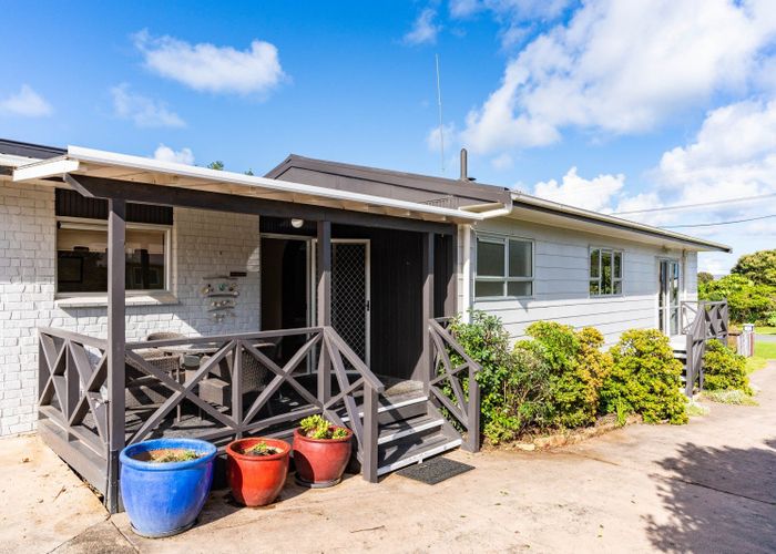 For sale 11 Kelly Street, Baylys Beach, Kaipara, Northland homes.co.nz