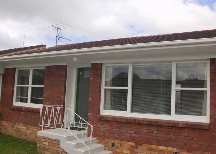  at 2/16 Karaka Street, Takapuna, Auckland