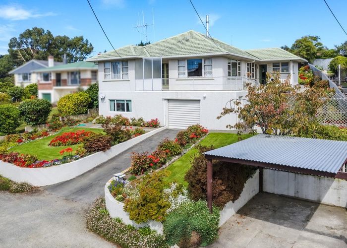  at 6 Cambridge Place, Holmes Hill, Oamaru