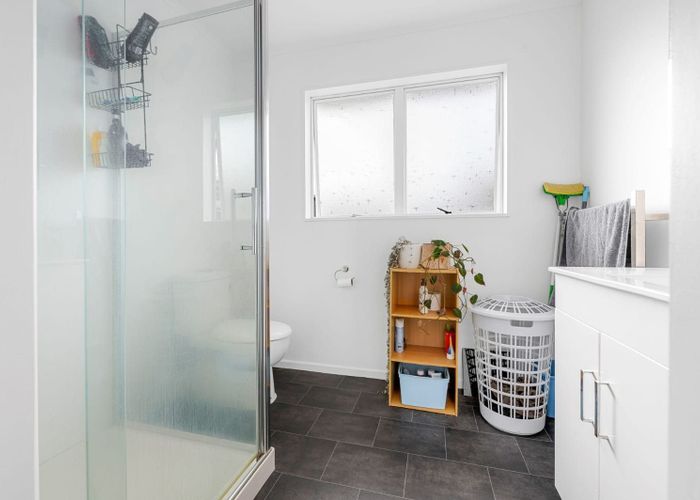  at 8 Robert Grigg Place, Hamilton East, Hamilton, Waikato