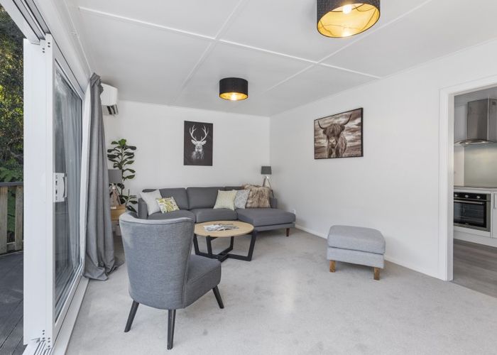  at 35 Thomas Street, Stokes Valley, Lower Hutt