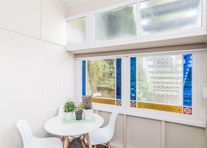  at 27 Grass Street, Roseneath, Wellington