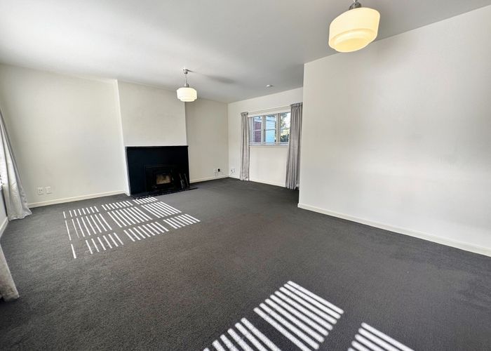  at 77 Kahu Rd, Fendalton, Christchurch City, Canterbury