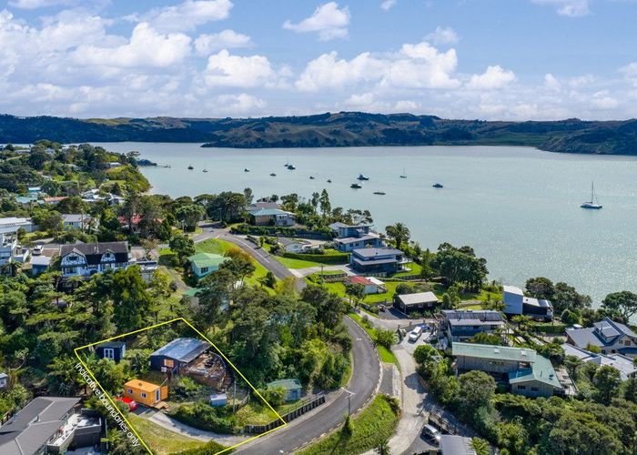  at 3 Cambrae Road, Raglan, Waikato, Waikato