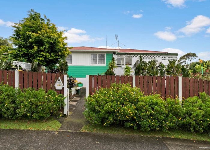  at 16 Frangipani Avenue, Manurewa, Auckland