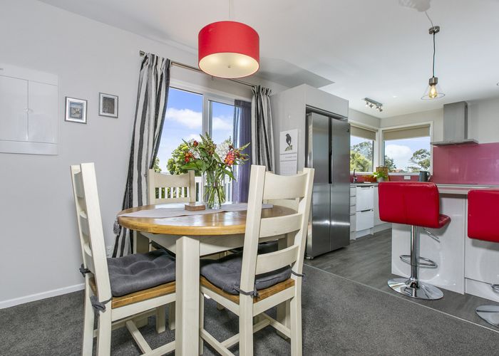  at 80 Muir Avenue, Mangere Bridge, Auckland