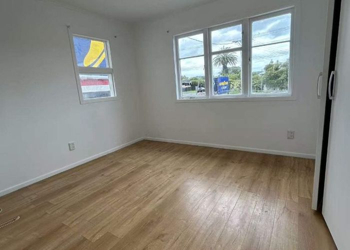  at 4091 Great North Road, Glen Eden, Waitakere City, Auckland