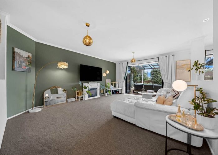  at 24 St Clair Place, Browns Bay, North Shore City, Auckland