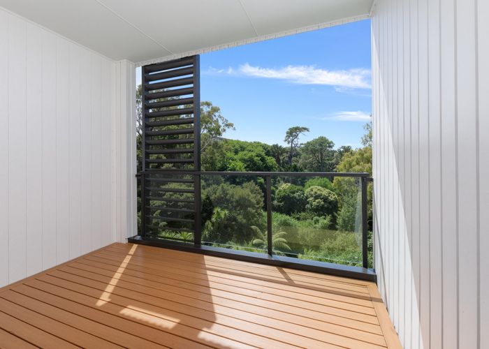  at 3/10B Huka Road, Birkenhead, North Shore City, Auckland